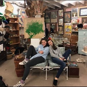 Meet your Posher, Becca